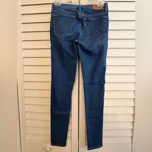 👖LEVI’S Women's Medium Blue Skinny Jeans Stretch Denim 27” Waist 30” Length EUC👖